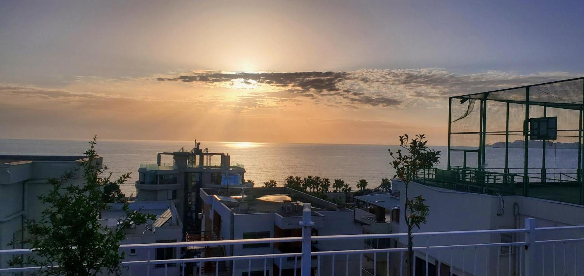 Paradise Rooftop Golem Голем Экстерьер фото